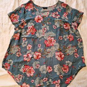 Torrid blouse size 2